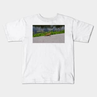 Locust Locus Kids T-Shirt